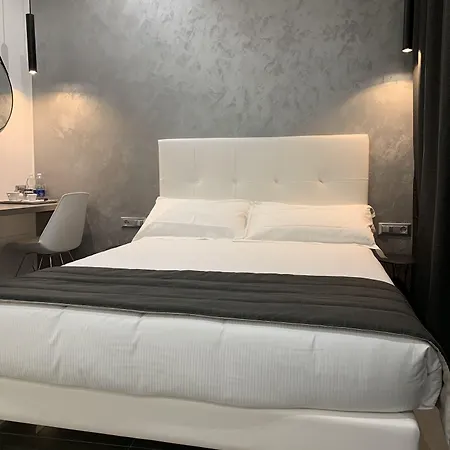 ApartHotel Bossi-3